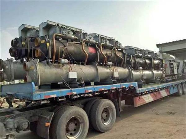 螺桿機組回收裝車案例